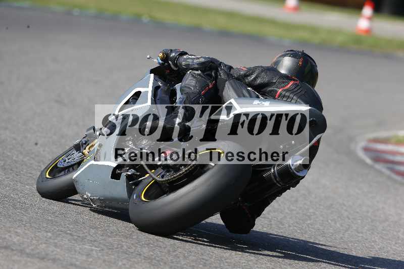 /44 09.08.2025 Plüss Moto Sport ADR/Freies Fahren/91
